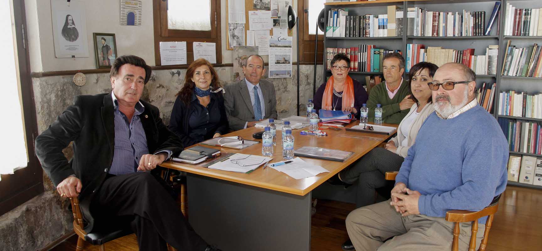 Reunión de los Patronos de la Fundación en la sede del Archivo en el Castillo. 