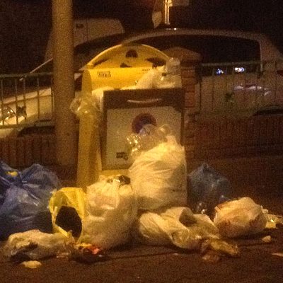 El PSOE critica la gestión del servicio de limpieza y recogida de basuras