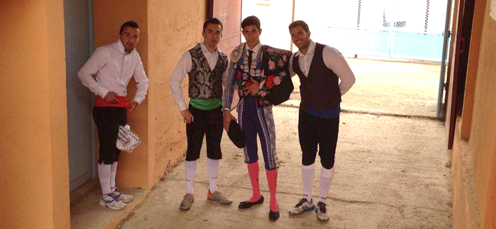 Albano Quintanilla, segundo por la izquierda, junto a otros de sus compañeros.