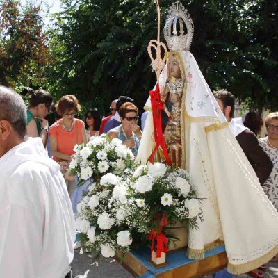 El barrio de El Salvador agasajó a la virgen de La Palma