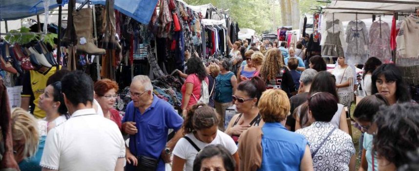 Más de 240 puestos de venta ambulante se darán cita en la Romería de El Henar