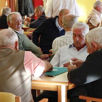El Ayuntamiento de Cuéllar promueve la participación de los mayores en la política municipal a través de un reglamento