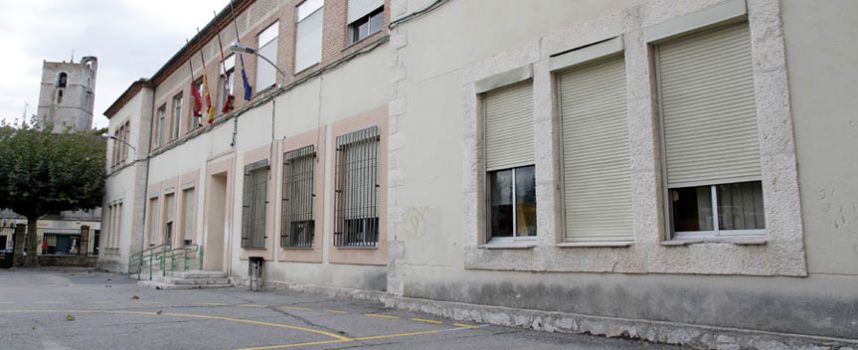 Actos vandálicos provocan desperfectos en dos aulas del colegio La Villa