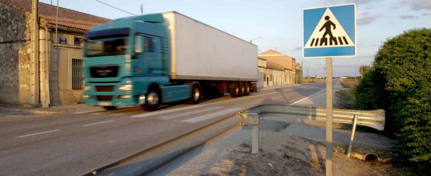 IU pide más medidas para el control de velocidad en la travesía de Dehesa Mayor