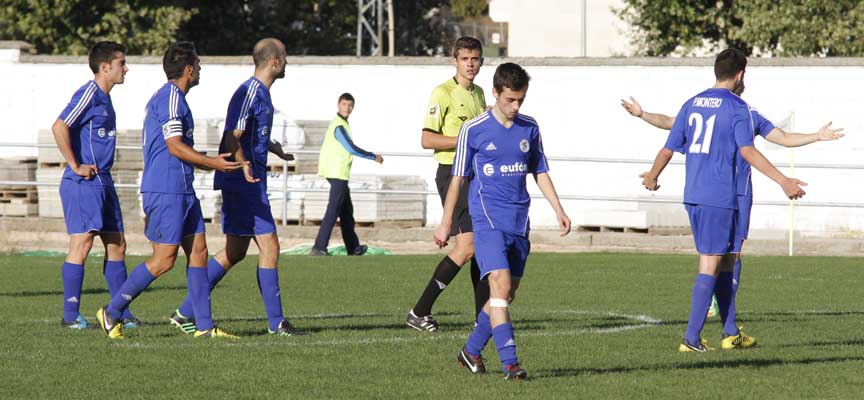 El Cuéllar encaja una dura derrota (2-6)