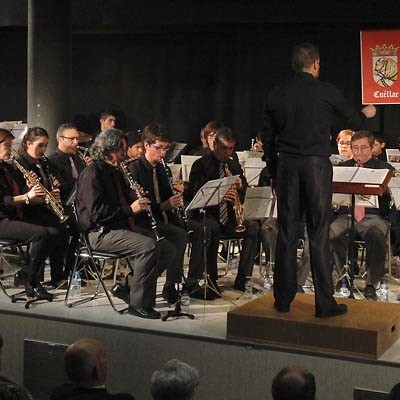 La Banda Municipal volvió a llenar la sala Alfonsa de la Torre con su concierto de música de cine