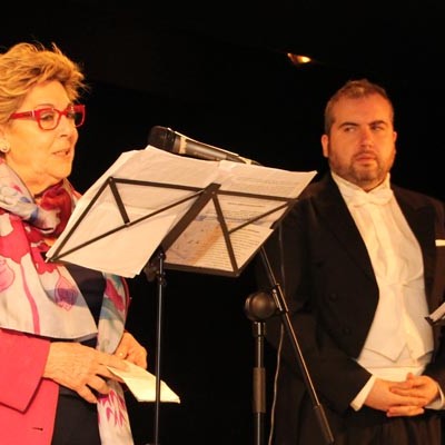 Paloma Gómez Borrero homenajeó a Santa Teresa acompañada por un varítono y un piano