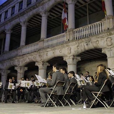 Las sinfonías de la Banda Municipal de Música resonarán el domingo en el Castillo de Cuéllar