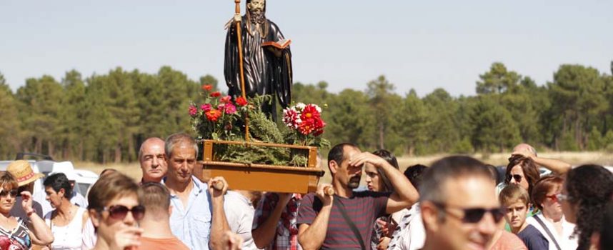 El Carracillo se unió en torno a San Benito de Gallegos en su romería