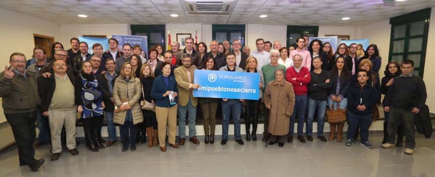 El PP presenta la campaña “Mi pueblo no se cierra” a alcaldes y concejales de la comarca