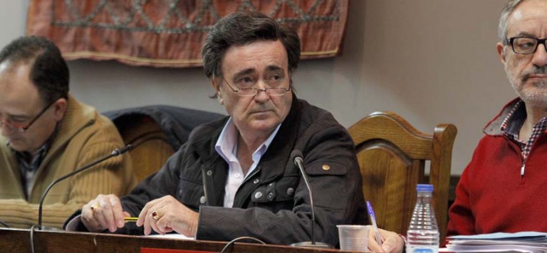 El Equipo de Gobierno sacó adelante la dedicación parcial del cargo del Alcalde