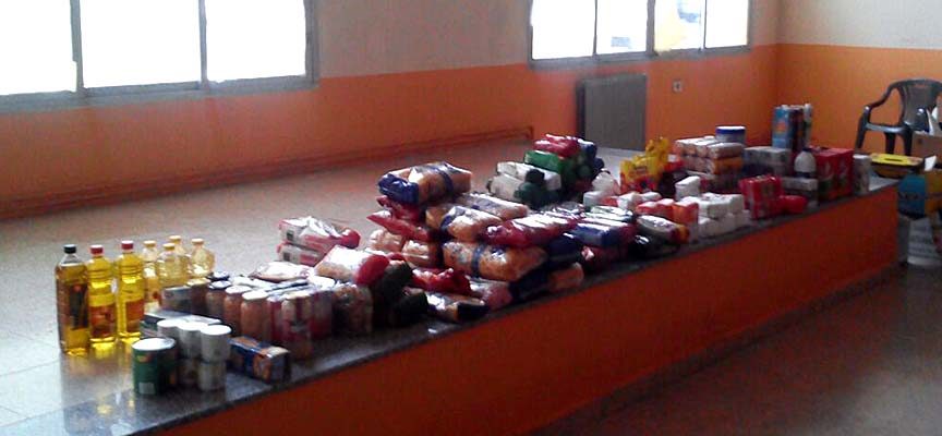 El I Torneo Benéfico de Baloncesto recaudó 390 euros y 176 kilos de alimentos para Cruz Roja