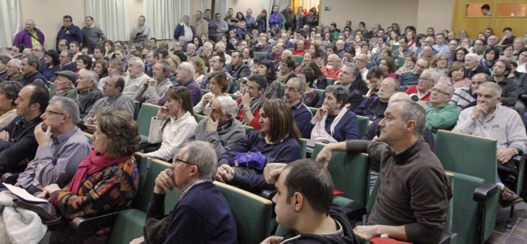 Más de 300 personas dicen “¡basta ya, no más mierda!”