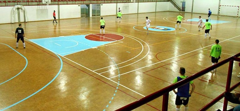 El FS Naturpellet Cuéllar vence y se sitúa a tres puntos del líder