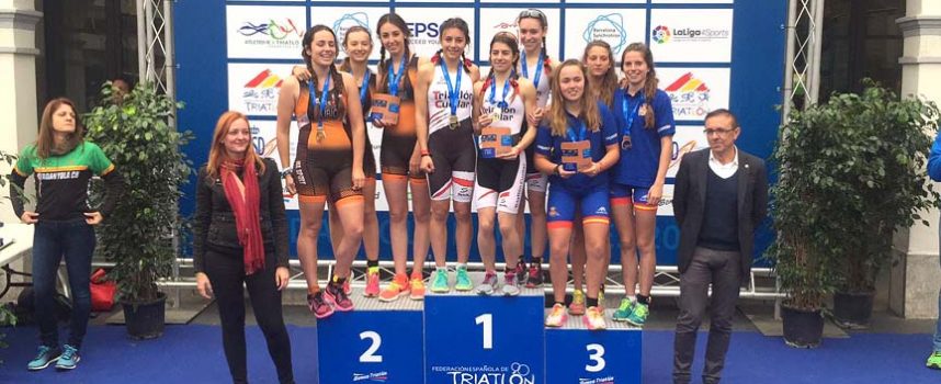 El Triatlón Cuéllar, campeón de España cadete femenino en Cerdanyola