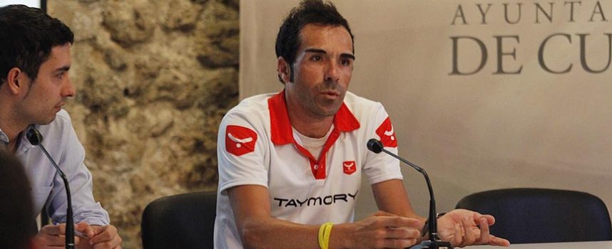El triatleta José Almagro trasladó su experiencia a los deportistas locales