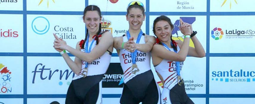 Las chicas del Triatlón Cuéllar conquistan un nuevo oro