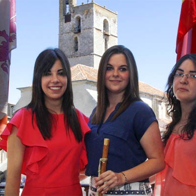 Mayte Mateo, Miriam Benito y Marta Muñoz, Corregidora y damas de las fiestas de Cuéllar
