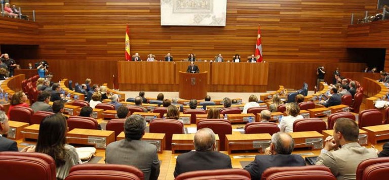 El Ayuntamiento organiza una excursión gratuita a las Cortes el 21 de julio