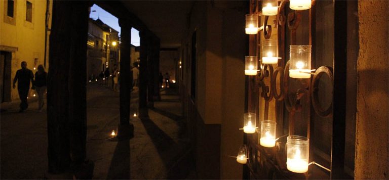 El Ayuntamiento de Fuentidueña recibe una ayuda de 52.000 euros para la iluminación ornamental de su patrimonio