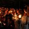 Centenares de velas iluminaron la pradera de El Henar