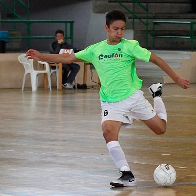 El FS Cuéllar juvenil logró una importante victoria frente al Amistad de Burgos