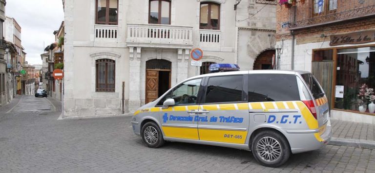 Detenido un hombre de 56 años por conducir con una tasa de alcoholemia cinco veces superior a la permitida