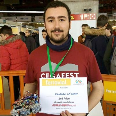 El cuellarano Eduardo Cáceres gana el segundo premio del I Reto Internacional de Robots Autónomos, Ferrovial Challenge