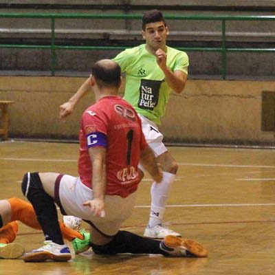 Los equipos de competición nacional del FS Cuéllar Cojalba buscan mantenerse en lo alto de la tabla