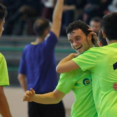 El FS Cuéllar juvenil consiguió una trabajada victoria en la cancha del Albense