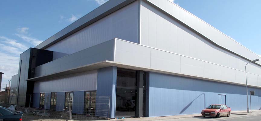 Estado actual de las obras del pabellón de Nava de la Asunción.