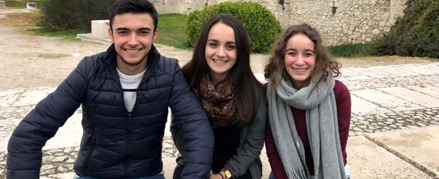 Tres alumnos del IES Duque de Alburquerque compiten por ser los Mejores Empresarios Virtuales de España