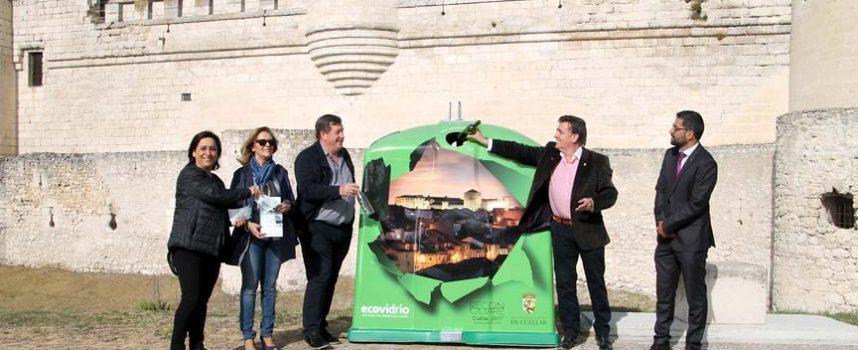 Ecovidrio instalará una veintena de contenedores con la imagen nocturna del Castillo