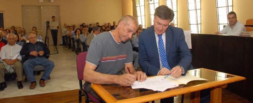 La Diputación firma 211 convenios con alcaldes de la provincia para el desarrollo de los programas ‘Actuamos’ y ‘A todo Folk’
