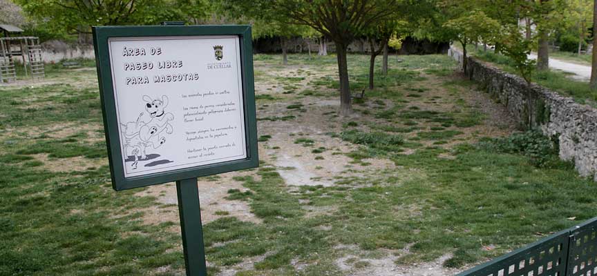 Área de paseo libre para mascotas habilitado en el parque de La Huerta del Duque