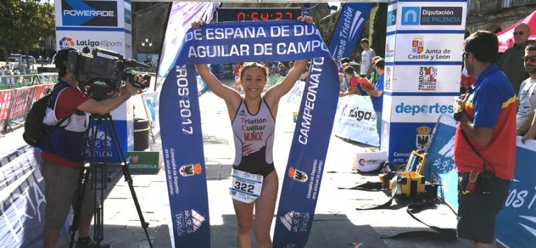 La cuellarana Marina Muñoz se proclama campeona de España de Duatlón y Triatlón Cross