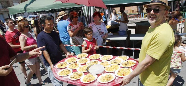 Gastronomía y diversión en las fiestas del barrio de San Gil