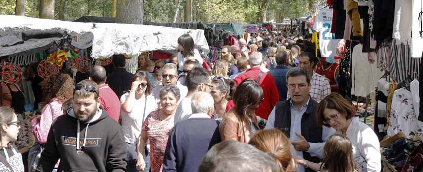La chopera de El Henar acogerá más de 220 puestos de venta ambulante con motivo de la Romería del domingo