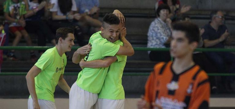 El FS Cuéllar juvenil goleó a un combativo Salamanca