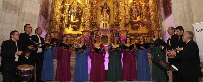 El coro Elí Hoshaná completó el aforo de la capilla de La Magdalena con sus sones sefardíes