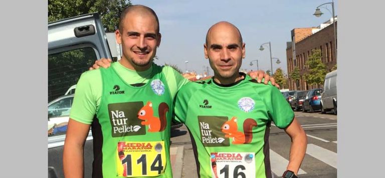 Francisco Javier y Félix González del Club Atletismo Cuéllar cerca del pódio en Santovenia de Pisuerga
