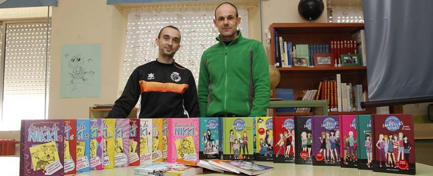 El Racing Cuéllar aumenta los fondos de la biblioteca del colegio La Villa