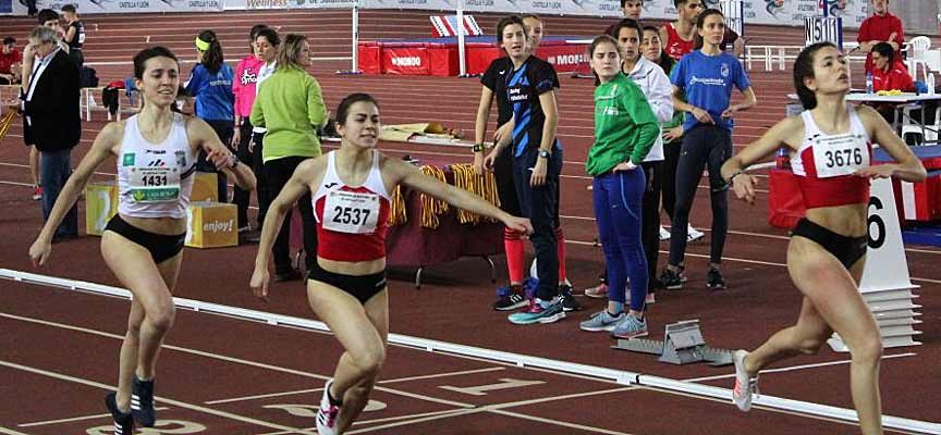 Ángela García, subcampeona de Castilla y León en el Campeonato Autonómico Absoluto en Pista Cubierta