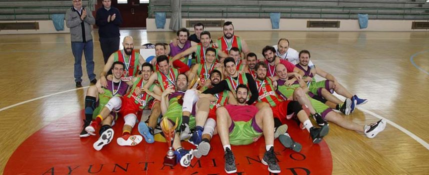 El CD Base Saltamontes revalida su título en la Copa Delegación de Baloncesto celebrada en Cuéllar