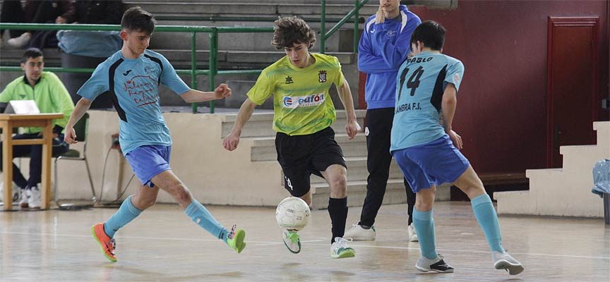El FS Cuéllar juvenil golea al Medinense y se mantiene a un punto del líder