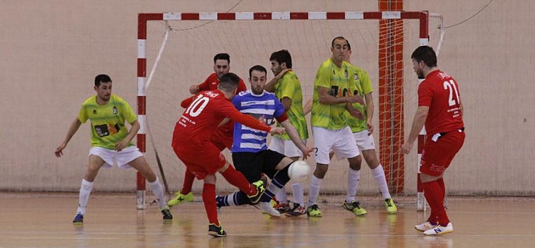 El FS Cuéllar Cojalba inicia mañana una nueva temporada con la expectación del cambio de grupo