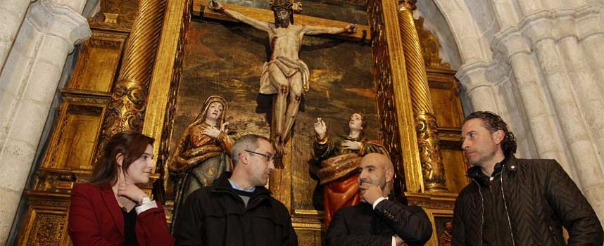 El Calvario vuelve a la iglesia de San Miguel tras su restauración por la Fundación Edades del Hombre