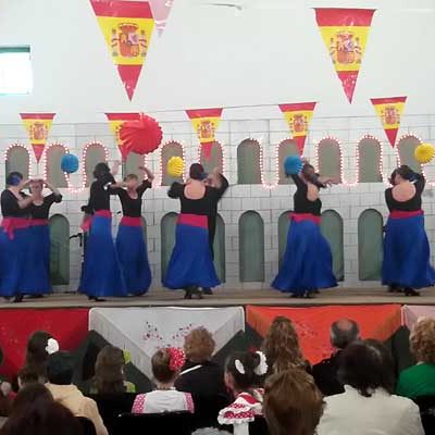 Flamenco y sevillanas para celebrar la Feria de Abril en Fuenterrebollo