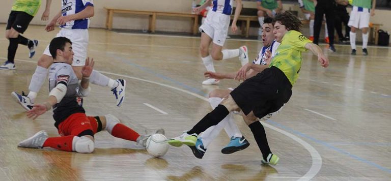 Un remodelado FS Cuéllar juvenil recibe hoy al Amistad de Burgos para iniciar la temporada en División de Honor