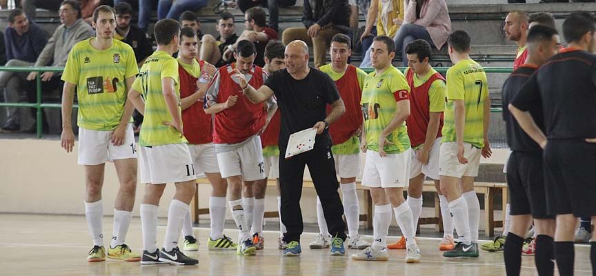 El FS Cuéllar juega en Pontevedra su último partido de la temporada